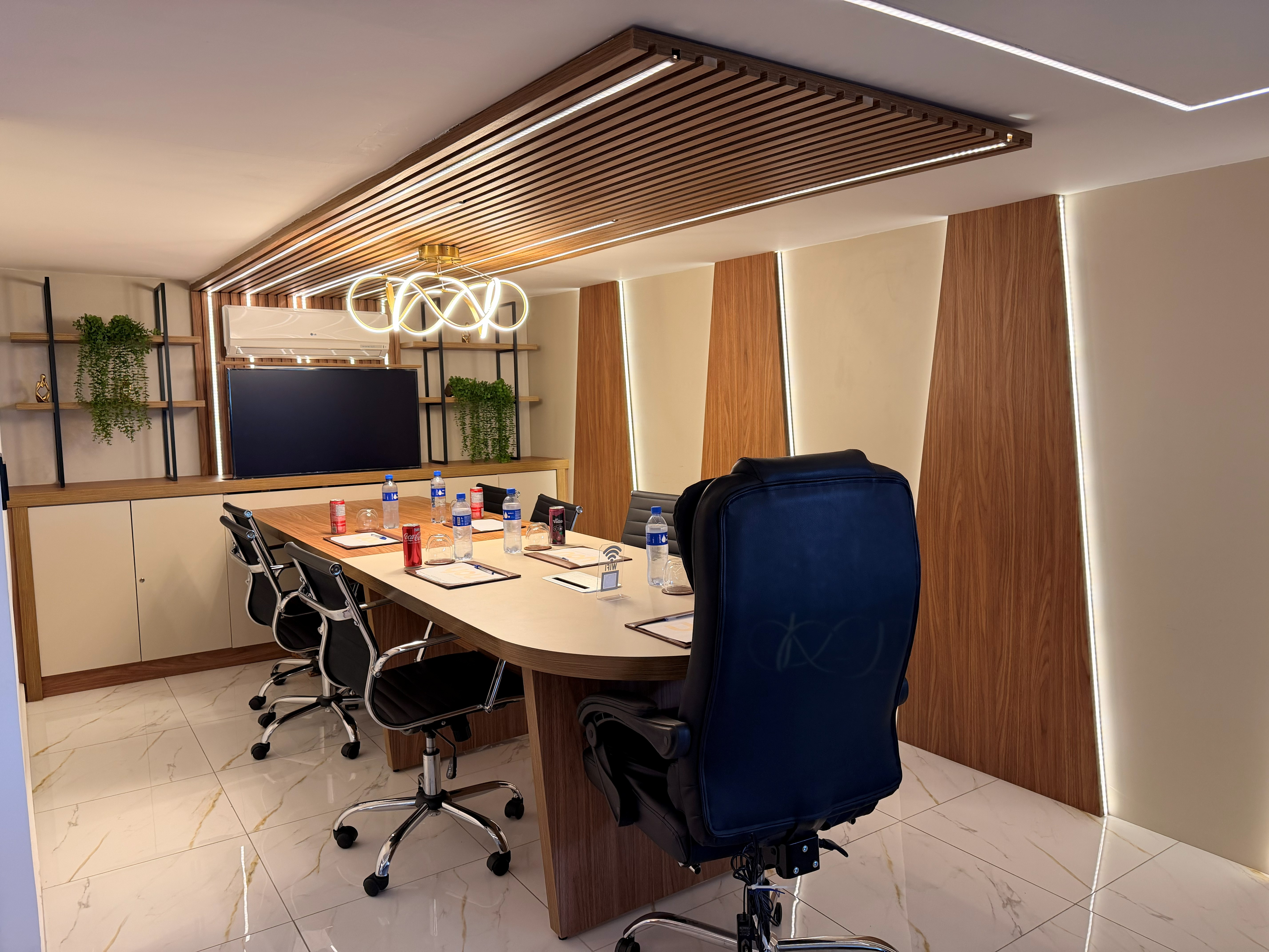 Sala de reunião da You